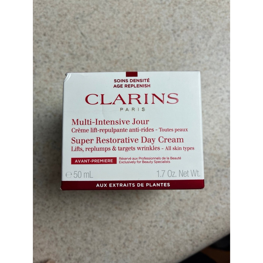 Clarins Super Restorative Day Cream BRAND‎ NEW IN BOX